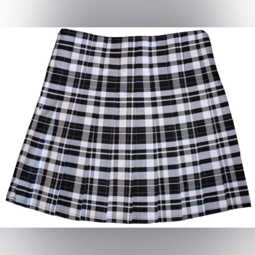NWOT, No Boundaries Juniors Black/White Plaid Pleated Tennis Skirt, Size Small